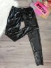 Fekete extra csípő fazonú latex nedves hatású leggings / cicanadrág