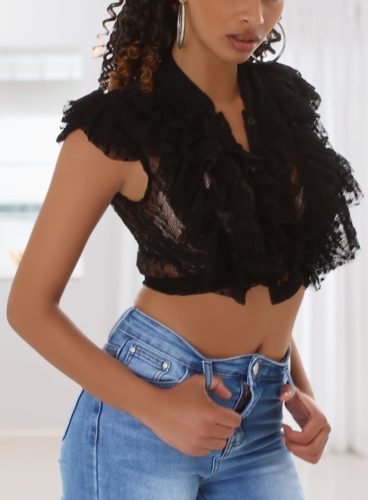 Elegáns áttetsző rövid ujjú csipkés fekete blúz