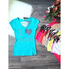   "I LOVE BOYS" feliratos hátán szaggatott strasszos póló / felső