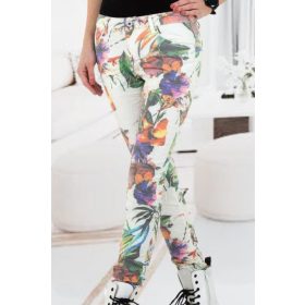 Fehér alapon virágos szű szárú farmer (95209-F62) 