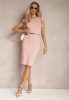 Elegáns testhez álló fodros vállú rózsaszín midiruha