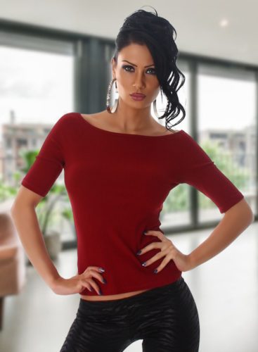 Nyitott vállú bordázott bordó póló / felső