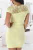 Rövid ujjú finomkötésű vállán csipkés sárga miniruha / tunika