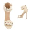 Elegáns bézs magas sarkú szandál szegecses pántokkal (KM-2004)